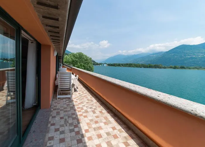 La Culla Sul Lago